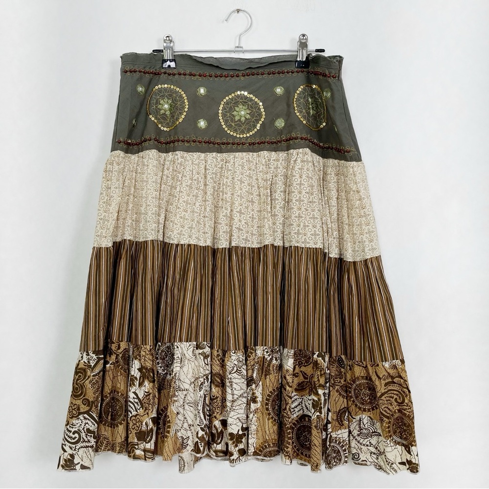 Nevada Tan and Brown Floral Midi Skirt with Tiered and Pleated Design Size Small